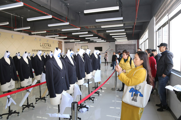 我校成功承办“晨风･希柏润杯”第四届中国服装创意设计与工艺教师技能大赛