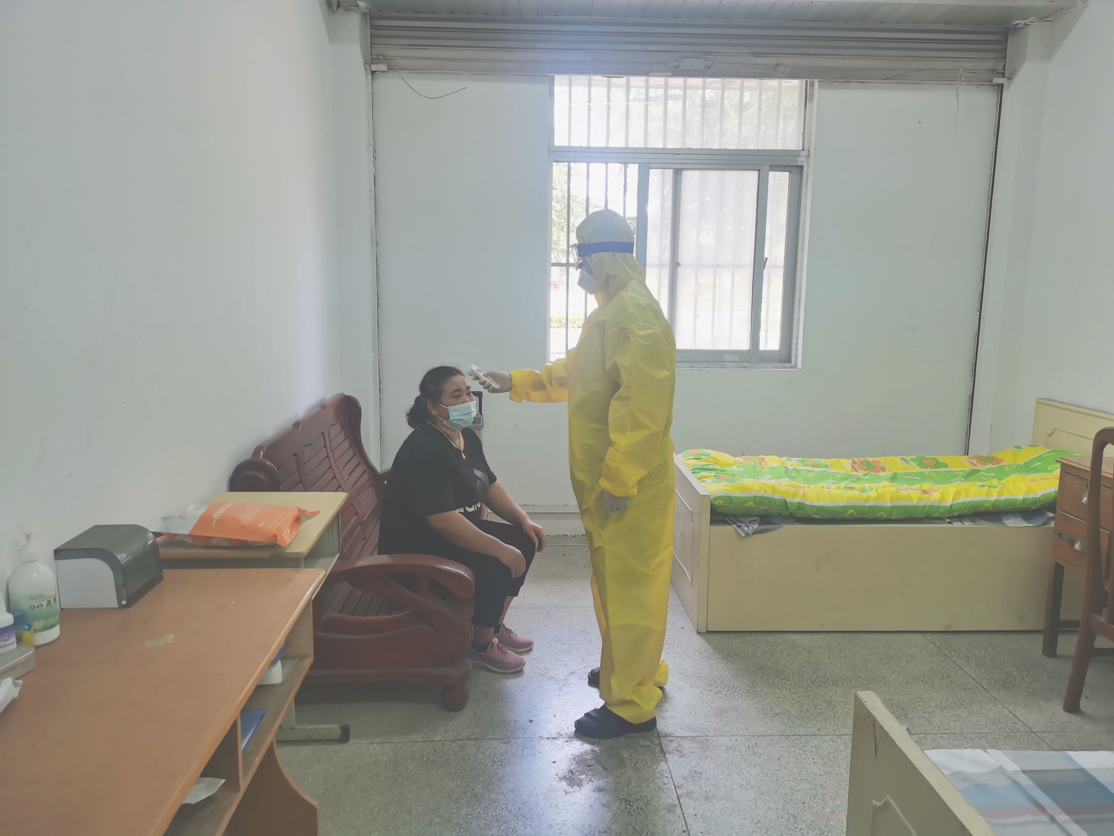 疫情防控演练，共筑安全防线