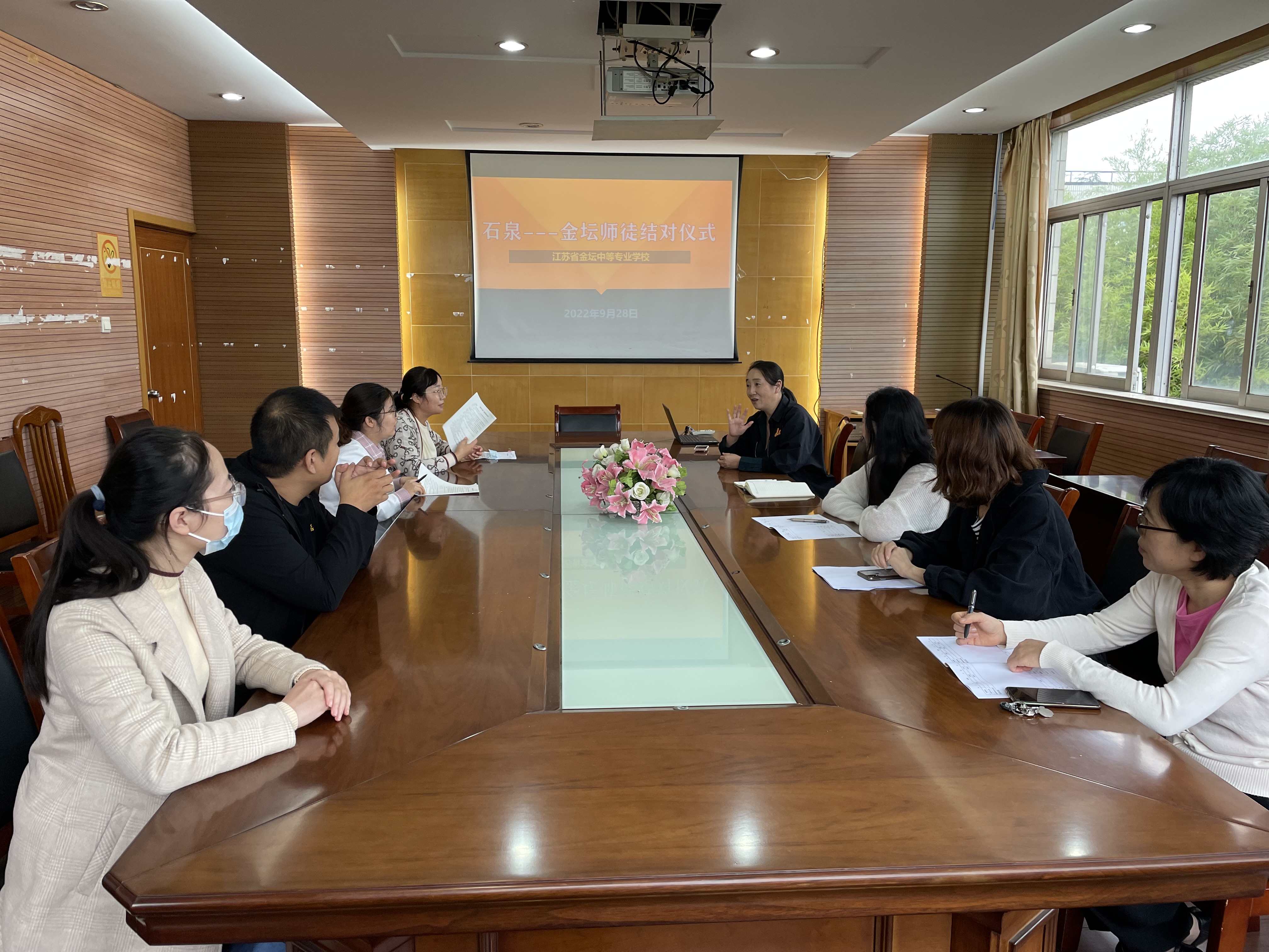 苏陕牵手，并肩同行——我校举行“石泉·金坛”师徒结对仪式